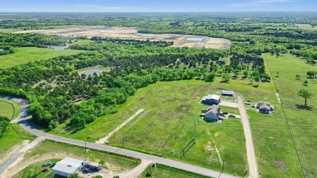 2554 Bennett Road, Howe, TX 75459