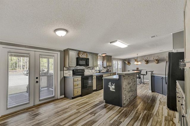 141 WOODS ROAD, San Mateo, FL 32187