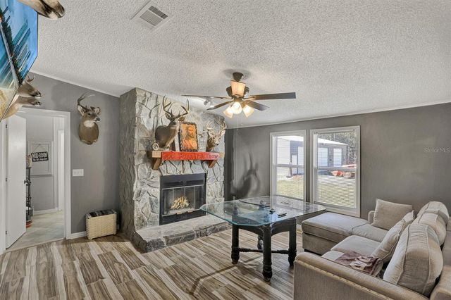 141 WOODS ROAD, San Mateo, FL 32187