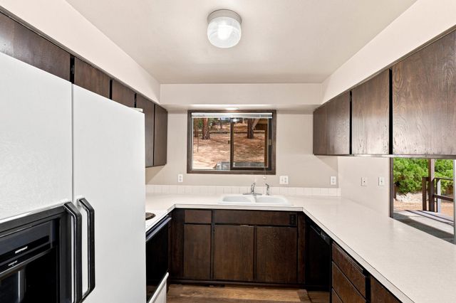 4043 S Schafer Rd, Spokane Valley, WA 99206