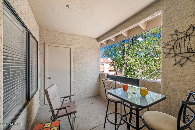 7008 E GOLD DUST Avenue 243, Paradise Valley, AZ 85253