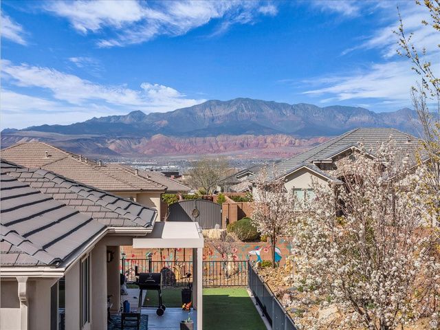 3249 S 3350 ST, St. George, UT 84790
