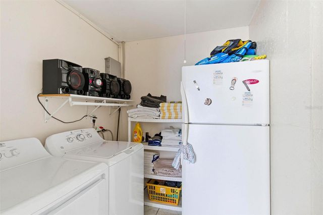 4914 HOLIDAY DRIVE, Tampa, FL 33615