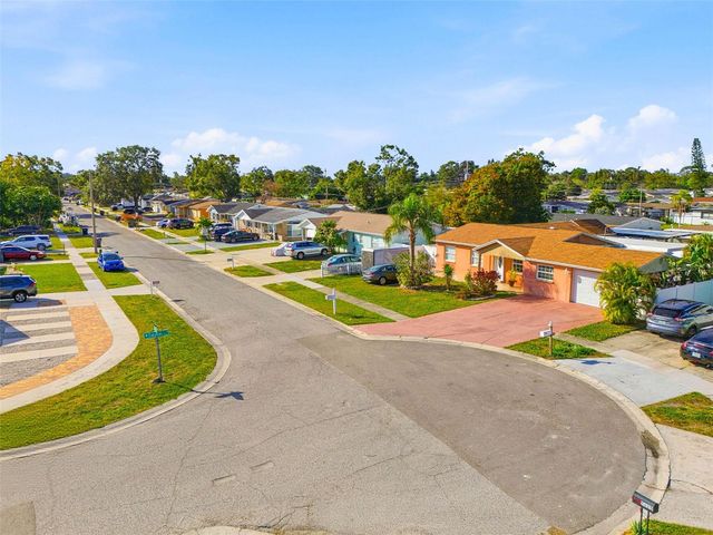 4914 HOLIDAY DRIVE, Tampa, FL 33615