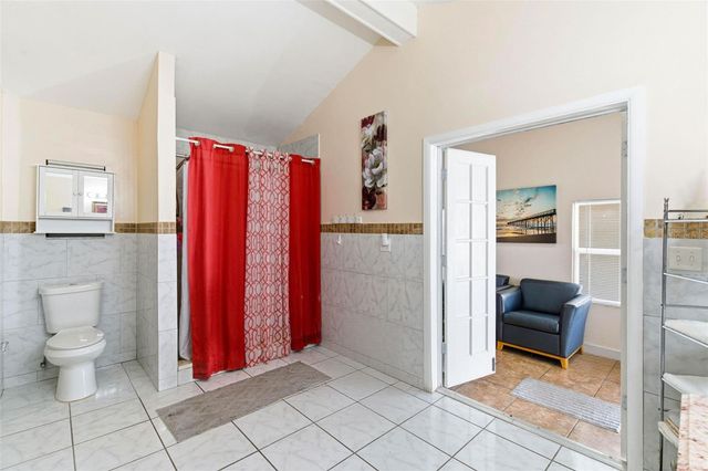 4914 HOLIDAY DRIVE, Tampa, FL 33615