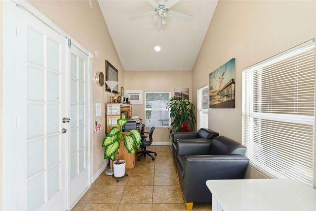 4914 HOLIDAY DRIVE, Tampa, FL 33615