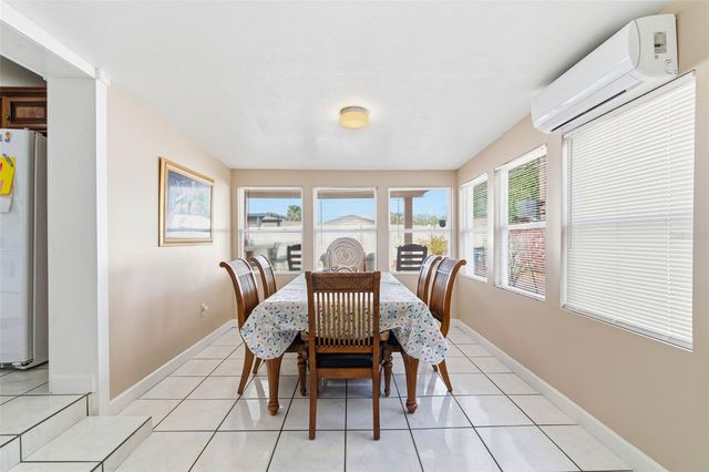 4914 HOLIDAY DRIVE, Tampa, FL 33615