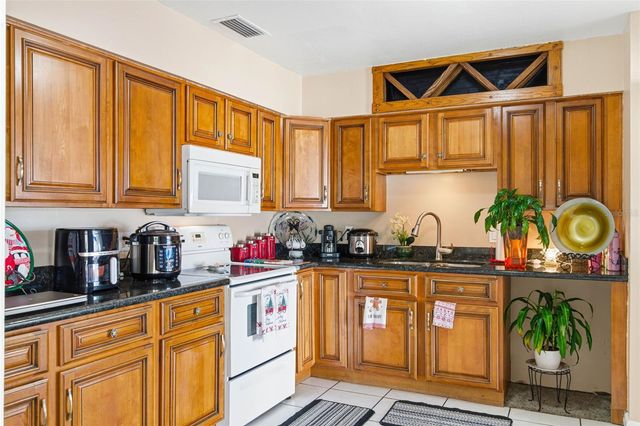 4914 HOLIDAY DRIVE, Tampa, FL 33615