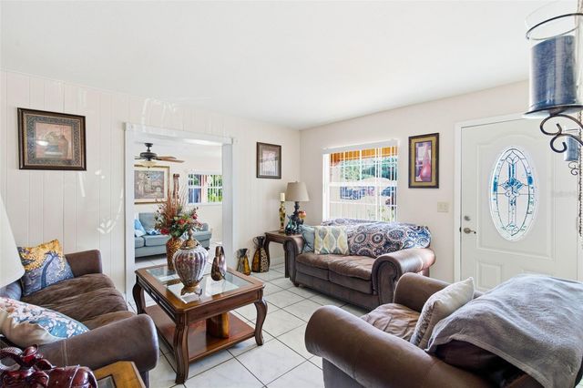 4914 HOLIDAY DRIVE, Tampa, FL 33615