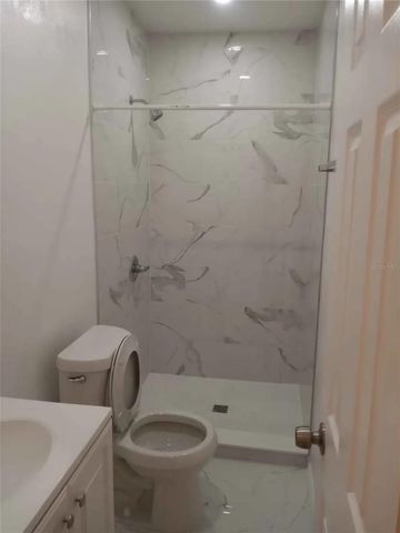 4914 HOLIDAY DRIVE, Tampa, FL 33615