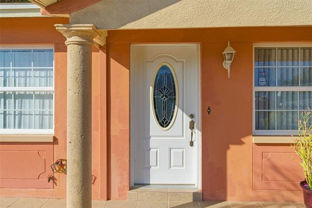 4914 HOLIDAY DRIVE, Tampa, FL 33615