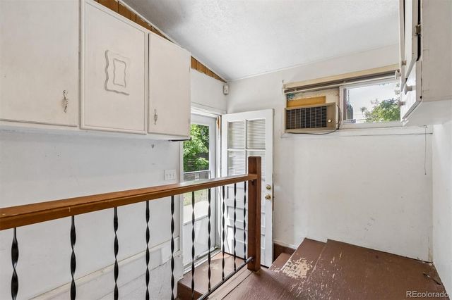 2111 S Grant Street, Denver, CO 80210