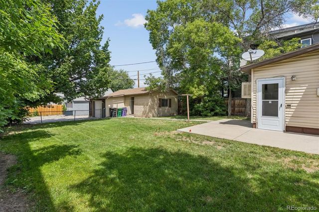 2111 S Grant Street, Denver, CO 80210