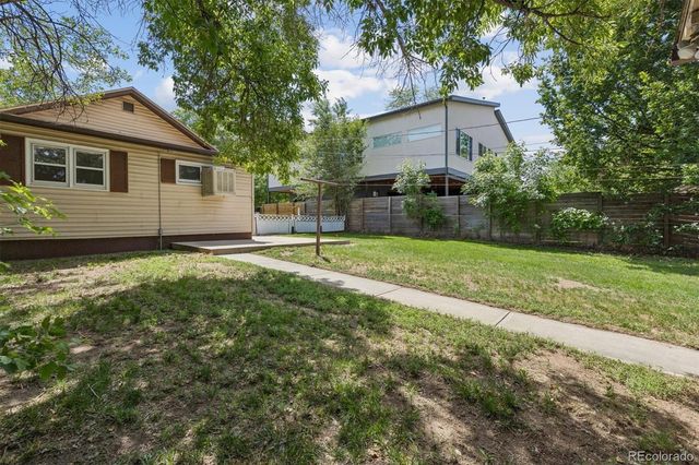2111 S Grant Street, Denver, CO 80210