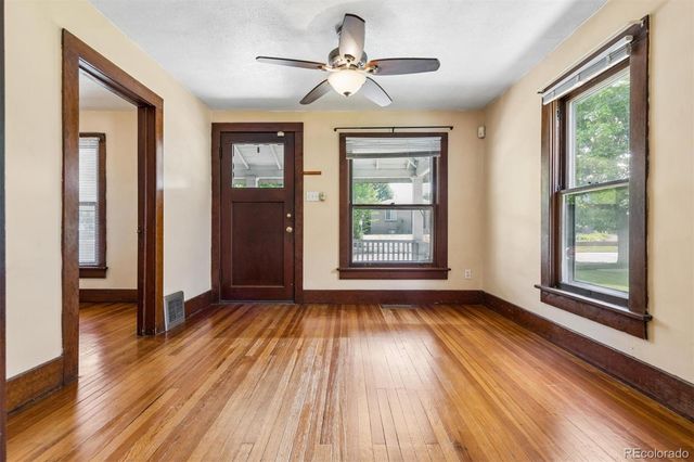 2111 S Grant Street, Denver, CO 80210