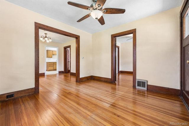 2111 S Grant Street, Denver, CO 80210