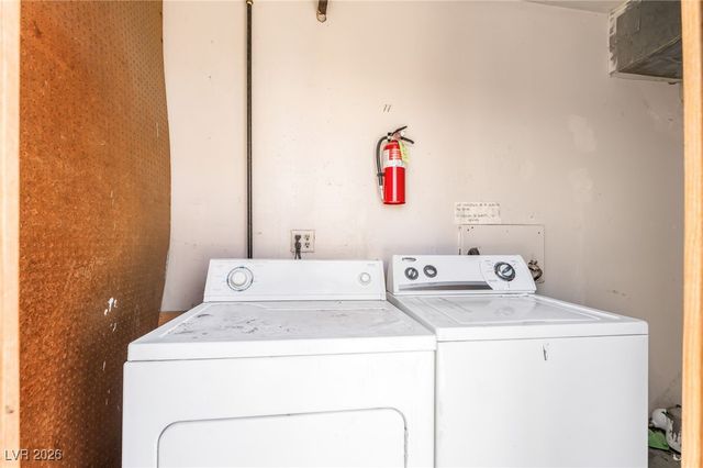 5104 Pebble Beach Boulevard, Las Vegas, NV 89108