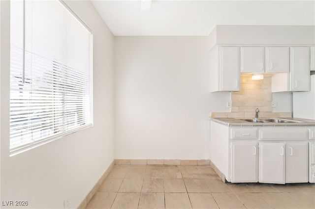 5104 Pebble Beach Boulevard, Las Vegas, NV 89108