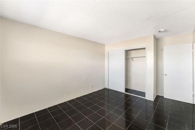 5104 Pebble Beach Boulevard, Las Vegas, NV 89108