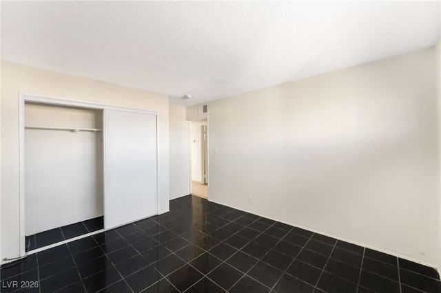 5104 Pebble Beach Boulevard, Las Vegas, NV 89108