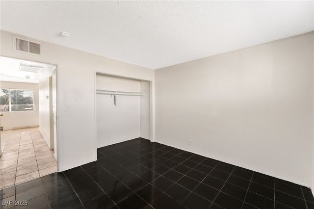 5104 Pebble Beach Boulevard, Las Vegas, NV 89108