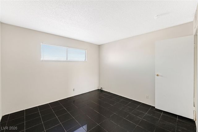 5104 Pebble Beach Boulevard, Las Vegas, NV 89108