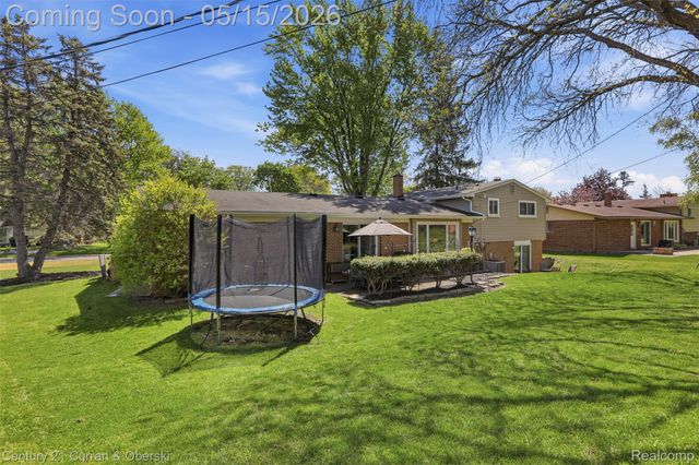 6632 PINE EAGLE LN Street, West Bloomfield Charter Township, MI 48322