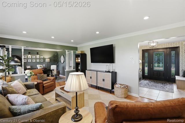 6632 PINE EAGLE LN Street, West Bloomfield Charter Township, MI 48322