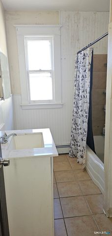 32-34 Garden Street, New Britain, CT 06052