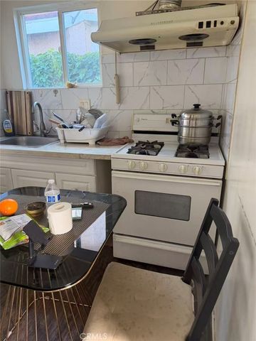 411 N Mcpherrin Avenue, Monterey Park, CA 91754
