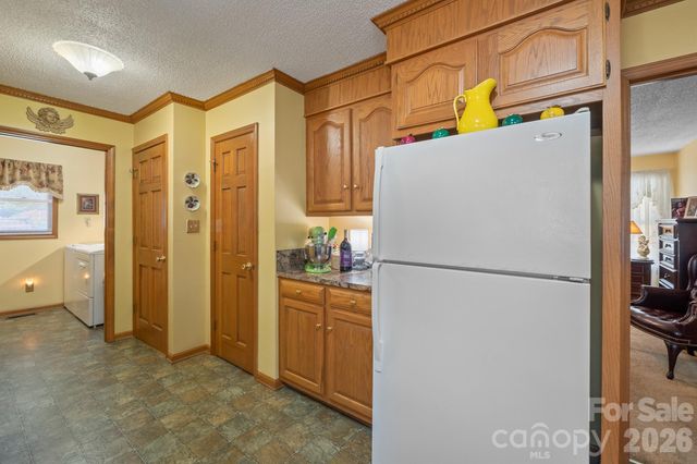 105 Rock Creek Drive, Lincolnton, NC 28092