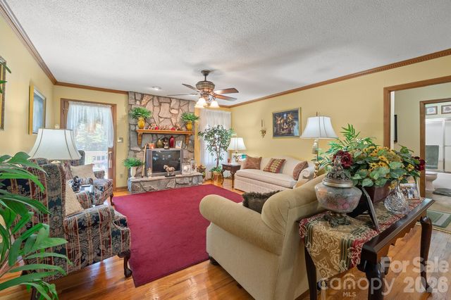 105 Rock Creek Drive, Lincolnton, NC 28092