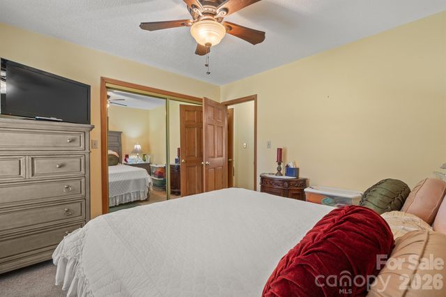 105 Rock Creek Drive, Lincolnton, NC 28092