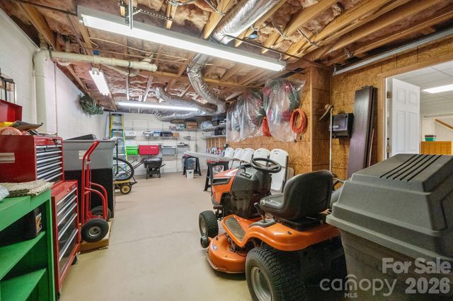 105 Rock Creek Drive, Lincolnton, NC 28092