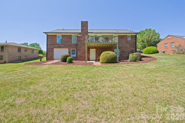 105 Rock Creek Drive, Lincolnton, NC 28092