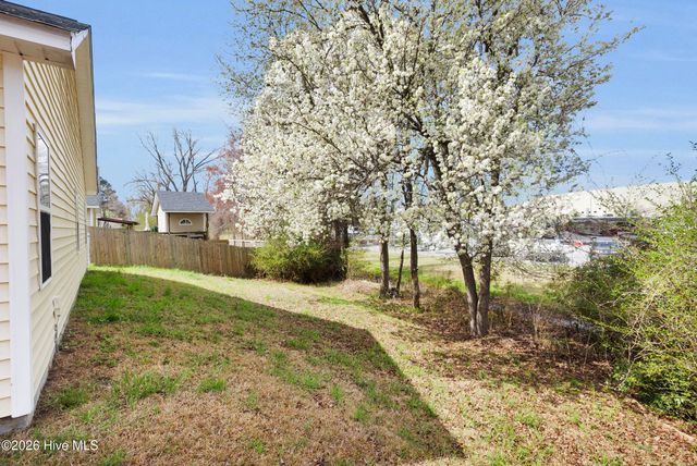 218 Attmore Drive, New Bern, NC 28560