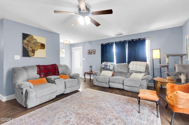 218 Attmore Drive, New Bern, NC 28560