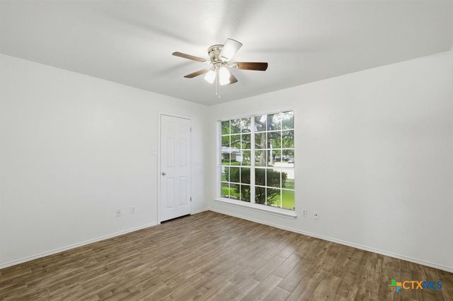 1005 Rolling Ridge Drive, Round Rock, TX 78665