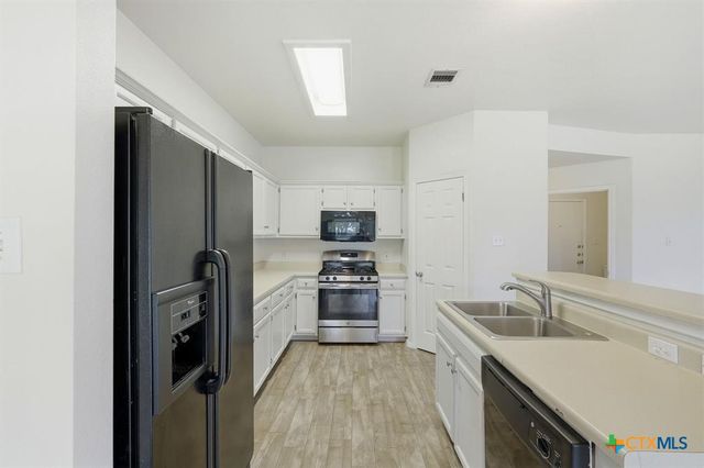 1005 Rolling Ridge Drive, Round Rock, TX 78665