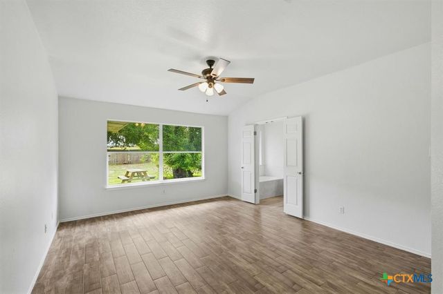 1005 Rolling Ridge Drive, Round Rock, TX 78665
