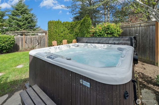 2218 274th Court SE, Sammamish, WA 98075