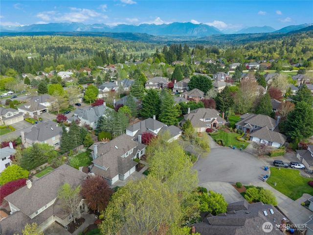 2218 274th Court SE, Sammamish, WA 98075