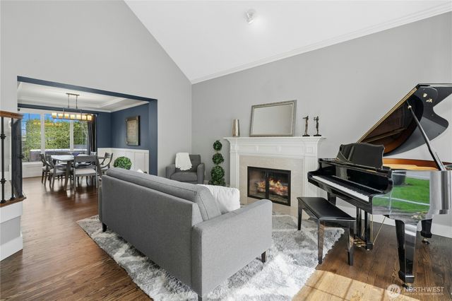 2218 274th Court SE, Sammamish, WA 98075
