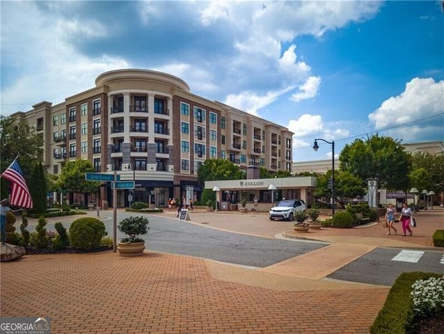 2700 Laurelwood Lane, Alpharetta, GA 30009