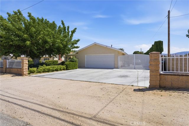 4722 W Avenue L8, Lancaster, CA 93536