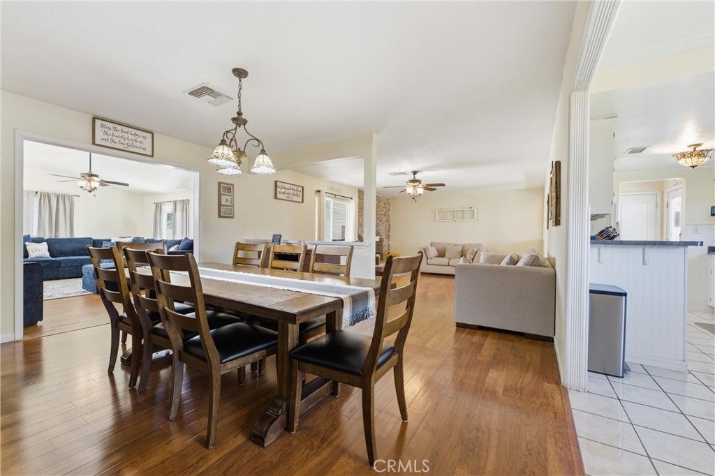 Image 10 of property listing at 4722 W Avenue L8, Lancaster, CA 93536