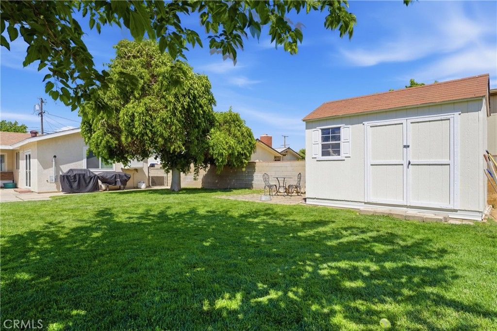 Image 25 of property listing at 4722 W Avenue L8, Lancaster, CA 93536