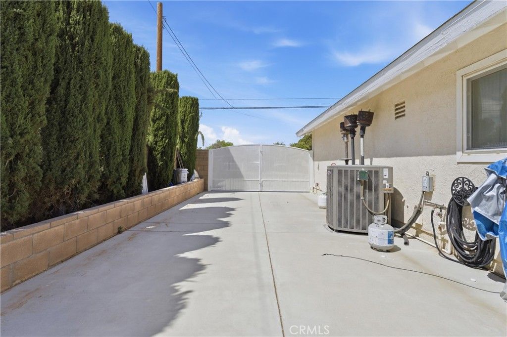Image 26 of property listing at 4722 W Avenue L8, Lancaster, CA 93536