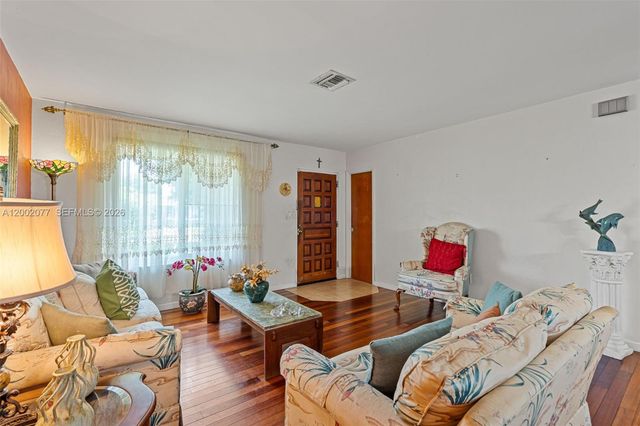 20054 NW 12th Pl, Miami Gardens, FL 33169