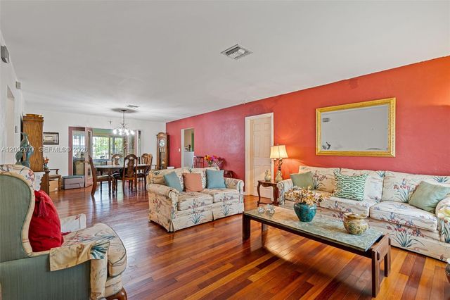 20054 NW 12th Pl, Miami Gardens, FL 33169